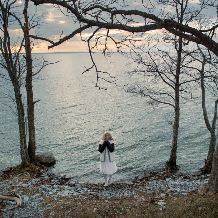 Album cover artwork “Close Your Eyes” by ionnalee